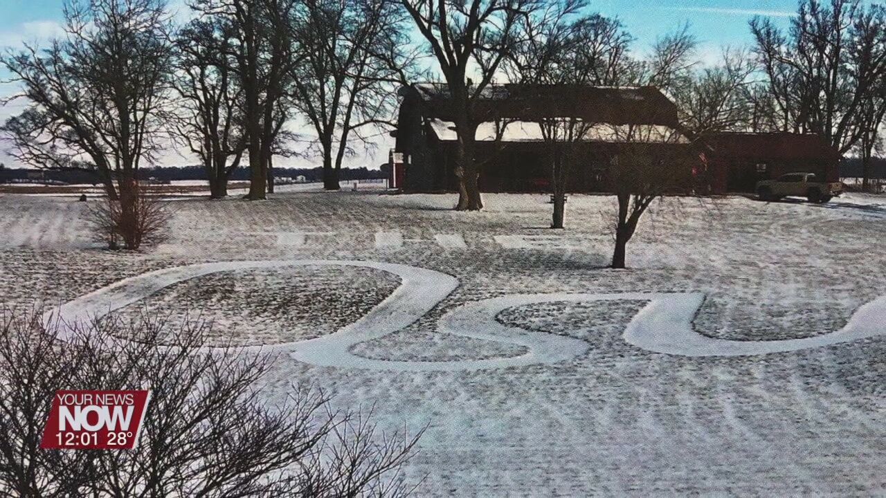 Wapakoneta Veteran shows Buckeye pride on front lawn
